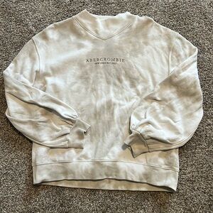 Cream turtle neck A&F Sweatshirt